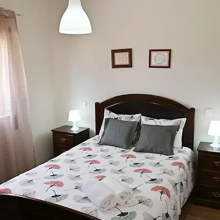 Holiday home Casinhas Escondidinho