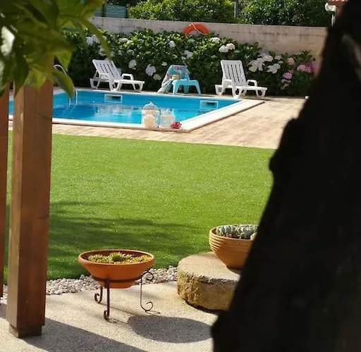 Casinhas Escondidinho Bajouca de Baixo